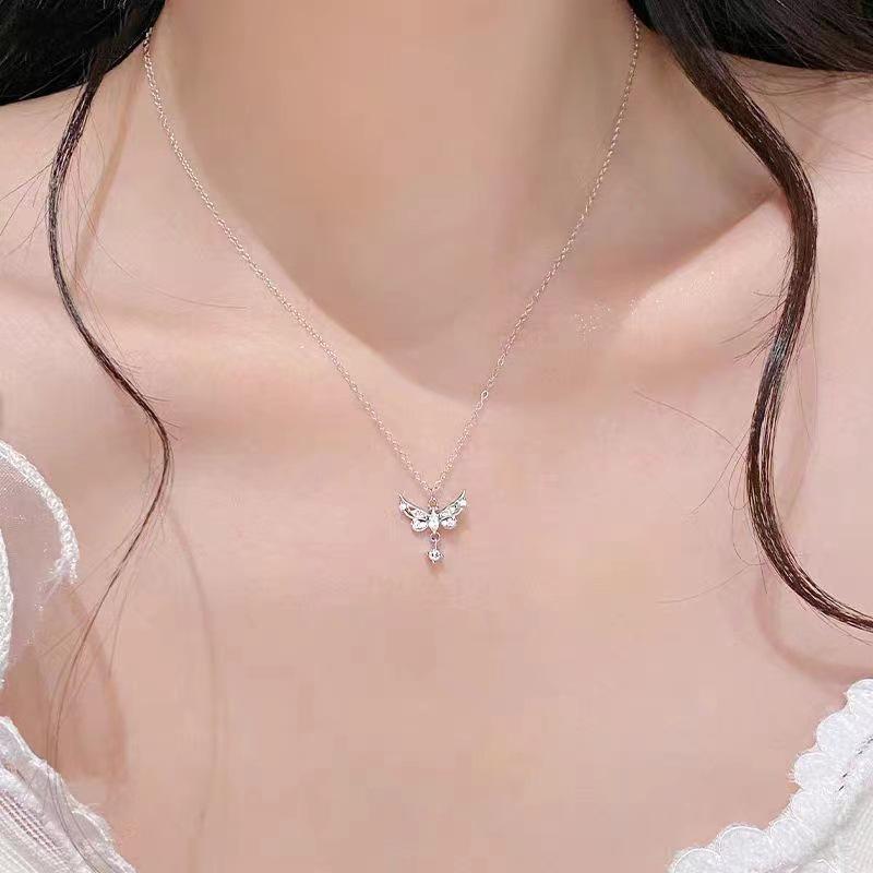 Love Butterfly Wings S999 Sterling Silver Tassel Clavicle Necklace - High-End Light Luxury, Versatile Women's Jewelry