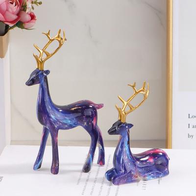 Resin Couples Elk Desktop Decor Gold Reindeer Animal Office Decoration Indoor Home Room Ornaments Table Craft Home Decoration