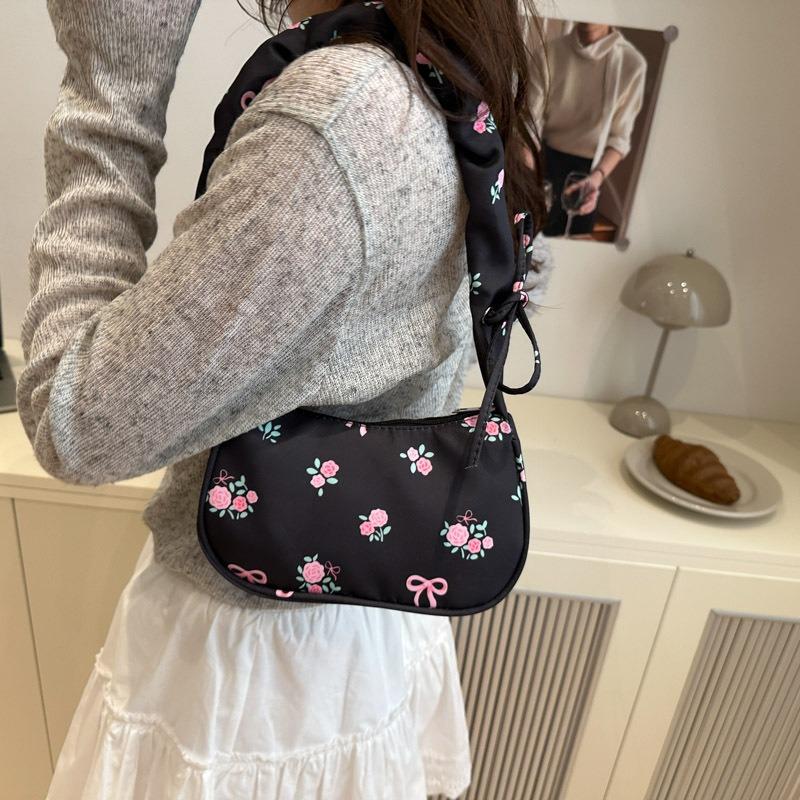 Beautiful and fresh, popular in summer, lightweight design, niche portable pleated handbag, floral shoulder underarm bag for women