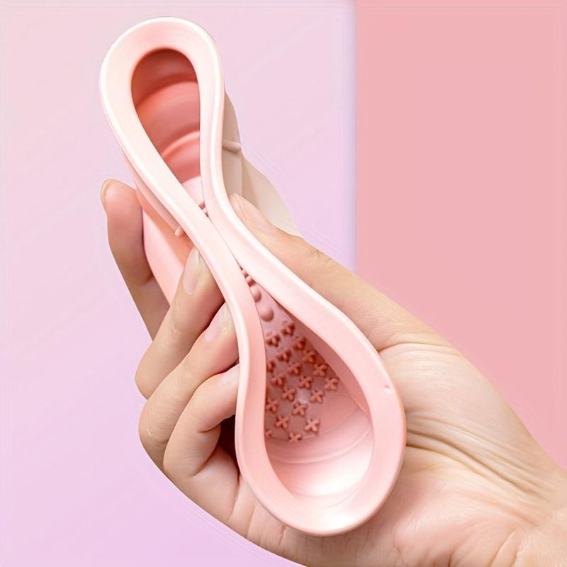 1pc Portable Silicone Makeup Brush Cleaning Mat - Easy To Clean and Convenient To Use