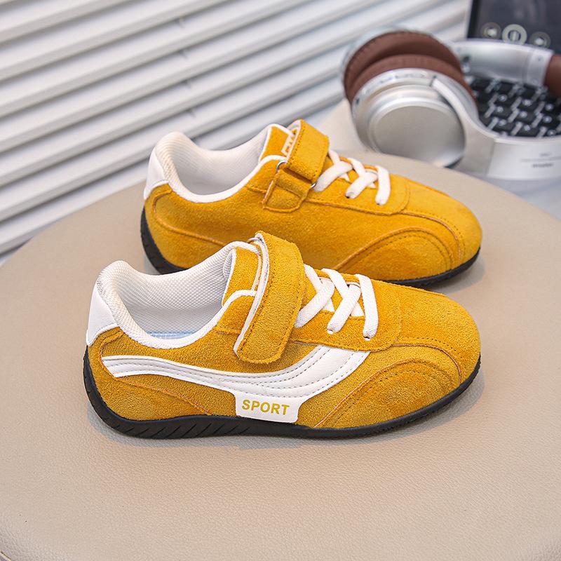 

2025 autumn new red retro thin German training shoes classmates ins girls versatile street shooting sports and leisure shoes 26