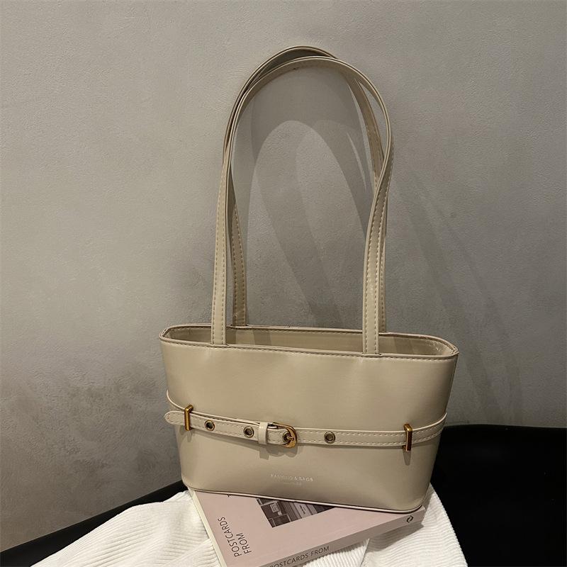 Fashionable, Sophisticated, Stylish and Simple Oil-wax Leather Shoulder Bag