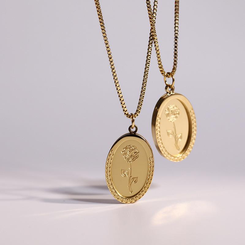Retro Titanium Steel Floral Pendant Chain With Double Layer Pattern For Casual Wear