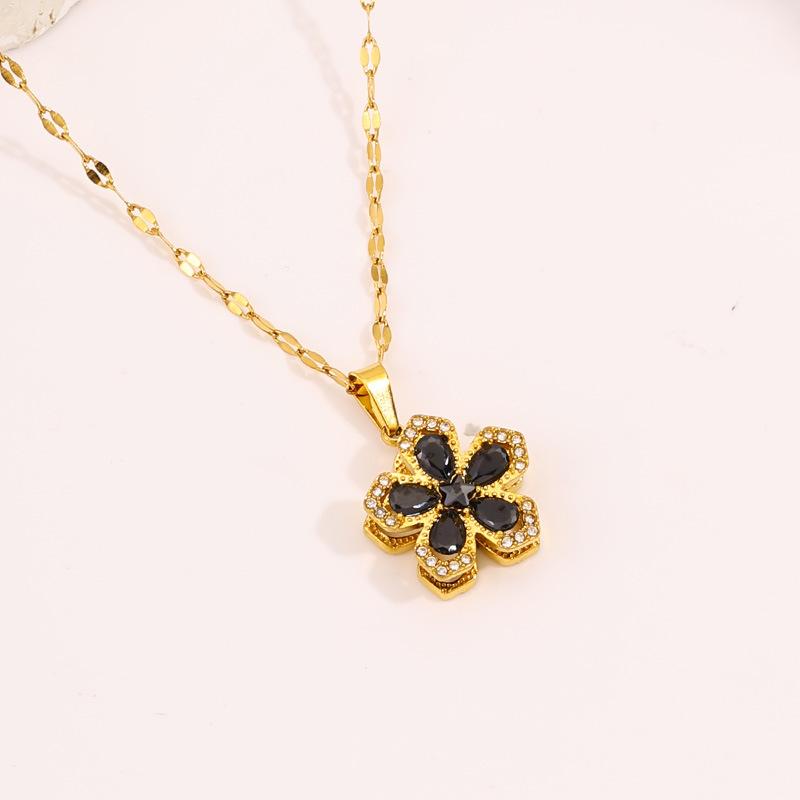 Necklace Light Luxury High Sense Niche Titanium Steel Necklace Trendy Brand Four-leaf Clover Rotatable Temperament Versatile Zircon Necklace Women