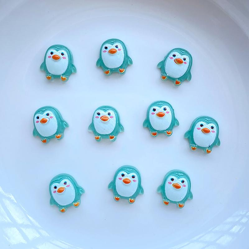 50Pcs  Cute Mini Cartoon Penguin Resin Figurine Crafts Flatback Cabochon Ornament Jewelry Making Hairwear Accessories