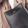Coach Town 26 Gold Logo Detachable Shoulder Strap Solid Pebbled Leather Bucket Bag Crossbody Shoulder Bag Medium Women bags Black 91122-IMLON