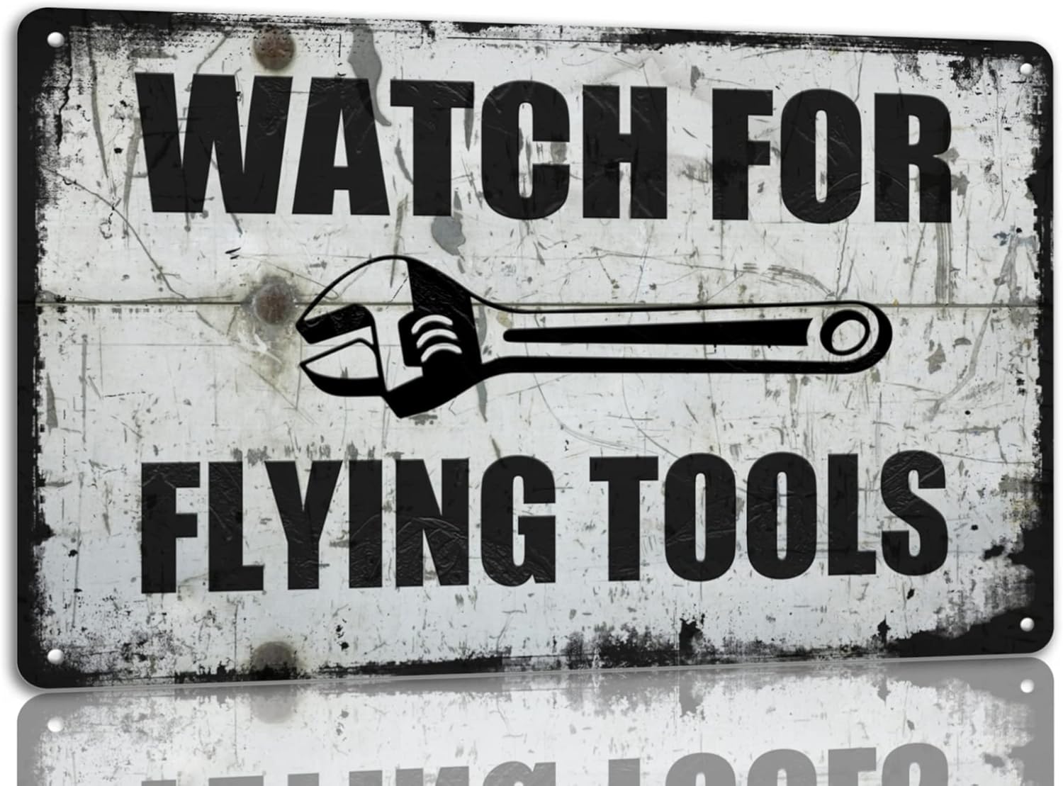 

Watch For Flying Tools Metal Tin Sign Vintage Garage Wall Decor Signs For Work Shop Bar 20x30cm（7.8x11.8inch）