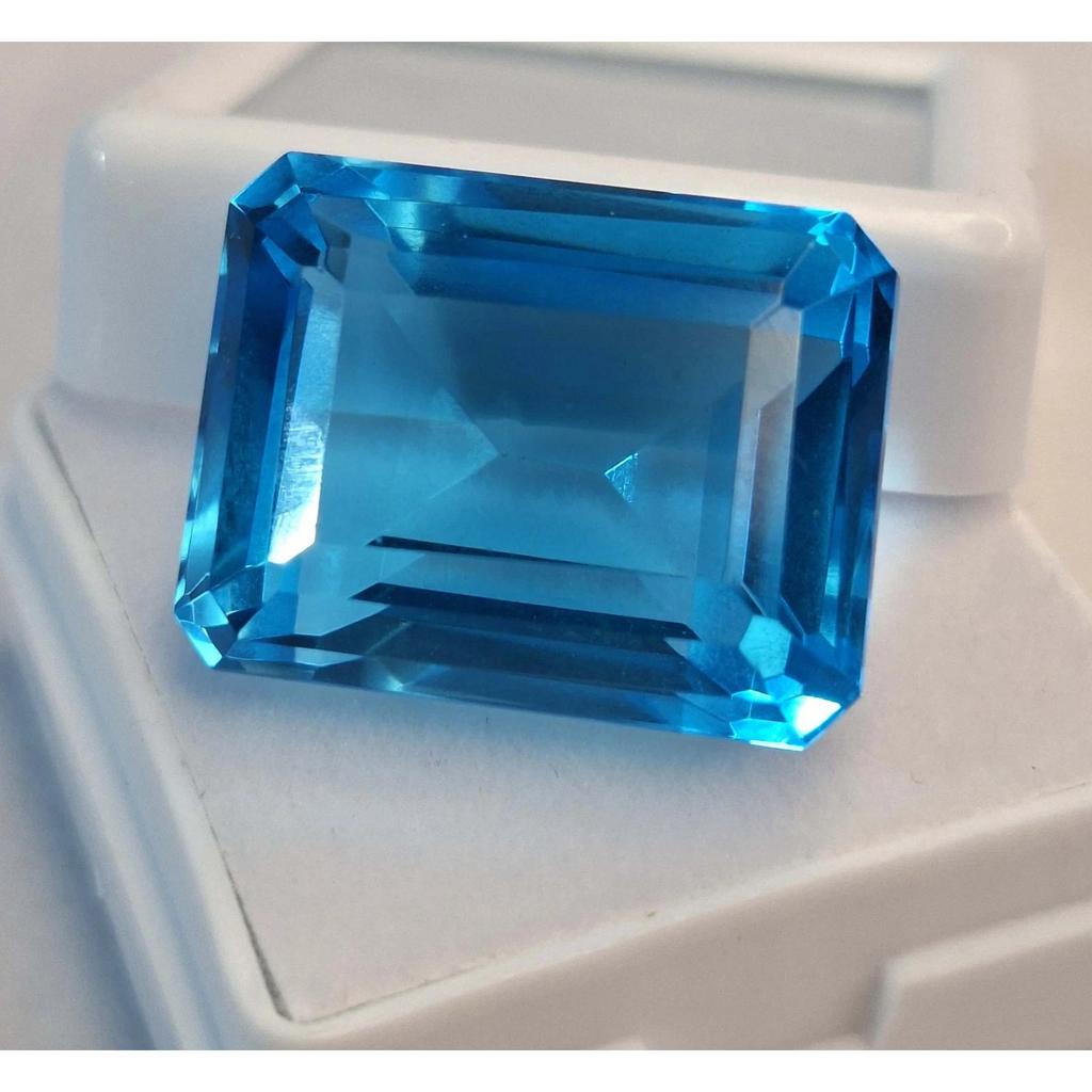 21-23 Ct Natural Swiss Blue Topaz Emerald Cut Beautiful Certified Gemstone