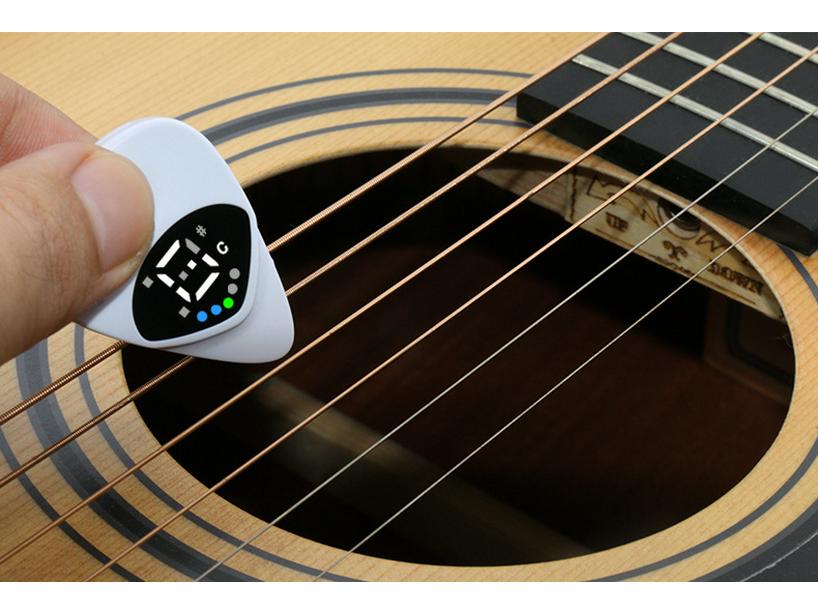 Two-in-One Twelve-Tone Guitar & Ukulele Tuner