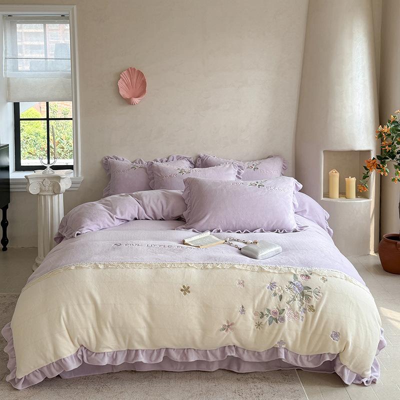 

Вышивка в мультяшном стиле, оборки, теплый комплект из трех или четырех предметов из утолщенного молочного флиса для односпальной или двуспальной кровати, домашний текстиль, приятный для кожи 1.5m 4pc