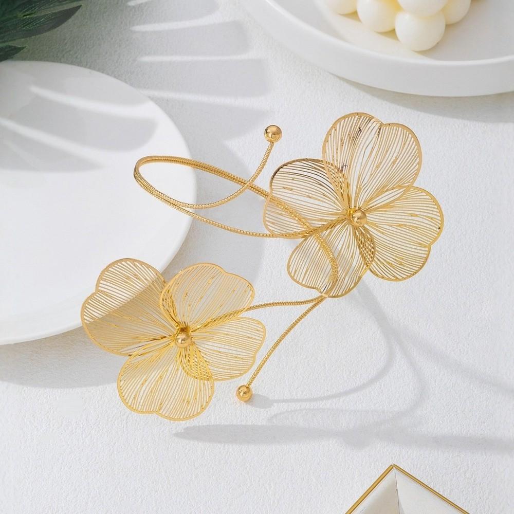 Vintage Hollowed Flower Bracelet Gold Open Floral Arm Cuff Metal Brushed Bangle  Holiday Party