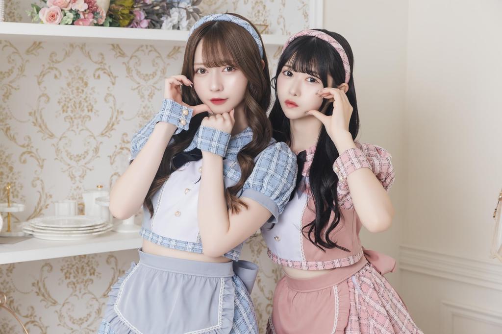 Clearstone Lyrical Palette Cosplay Halloween Idol Tweed Maid JamsCollection Women's Pink