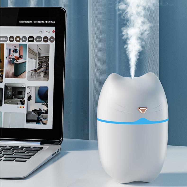 Household Silent Desktop USB Aromatherapy Machine Bedroom Large Capacity Office Pregnant Women Air Conditioning Humidifier