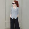 Women's Long-Sleeve V-Neck Slim Fit Striped T-Shirt - Black & White Korean Fashion for Spring/Autumn