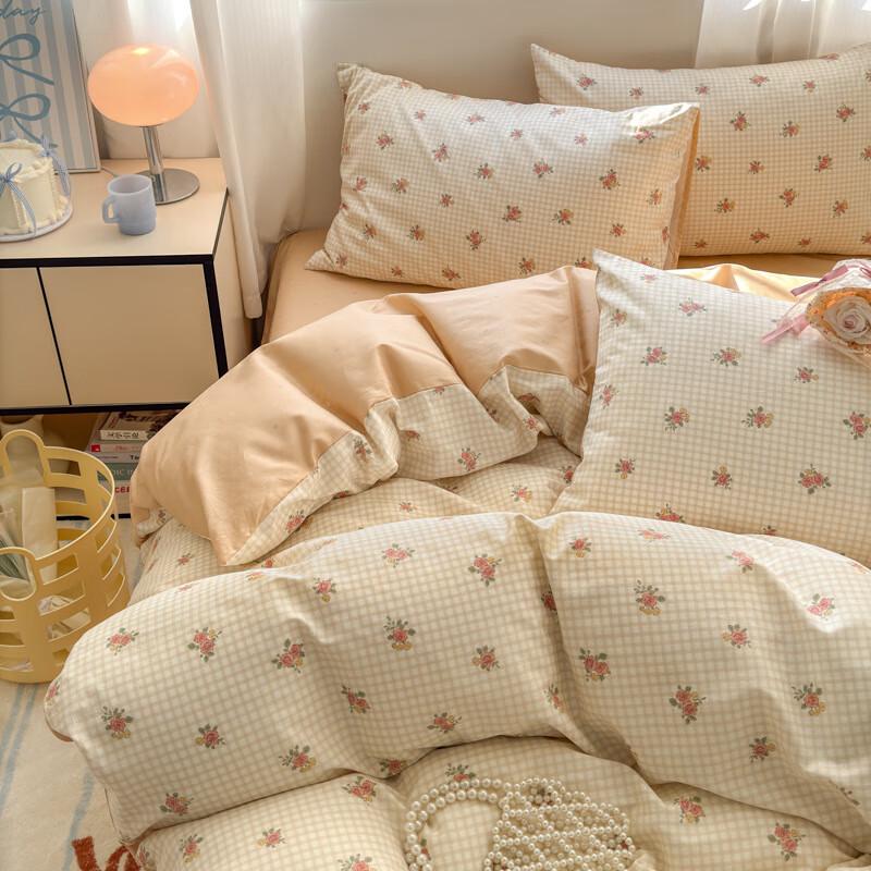 Lilang Chu Qing Floral 4-Piece Bedding Set