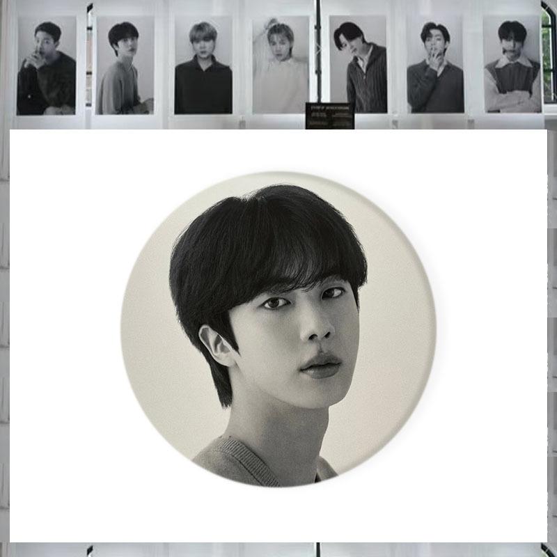 BTS Black and White Portrait Badge Set, Diameter 5.8cm Round Metal Pinback Buttons, Bangtan Boys Photo Pins for ARMY Fans Collection JIN