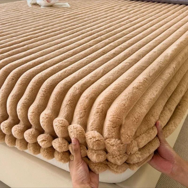 Thicken Bedsheet for Winter Bedcover Fluffy Plush Elastic Mattress Cover Fluffy Fleece Bed Linens Non-slip Mattress Cover