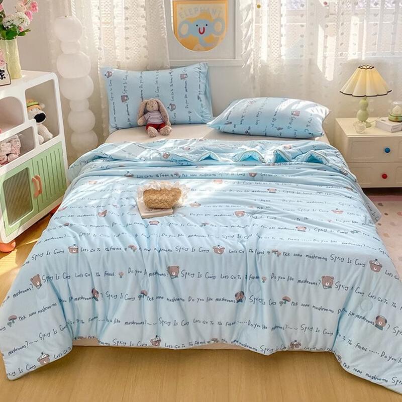Brown Bear Washable Cooling Soy Fiber Summer Quilt