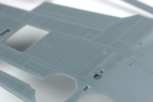 PLATZ 1/48 WWII Japanese Navy Zero Fighter Type 21, 1st Air Squadron (Aircraft Carriers Akagi/Kaga) Plastic Model AE-35 (Airplane)