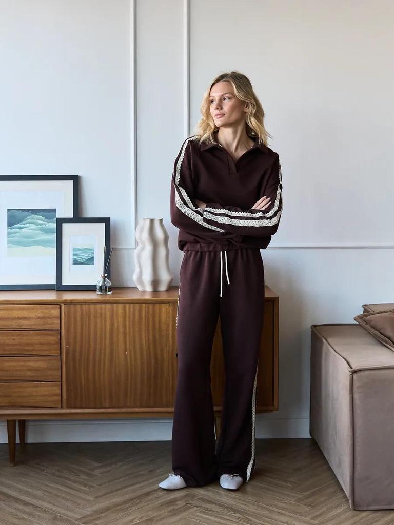 Completo casual da donna con bordi in pizzo, colletto ripiegabile, maniche lunghe e pantaloni per Primavera/Autunno