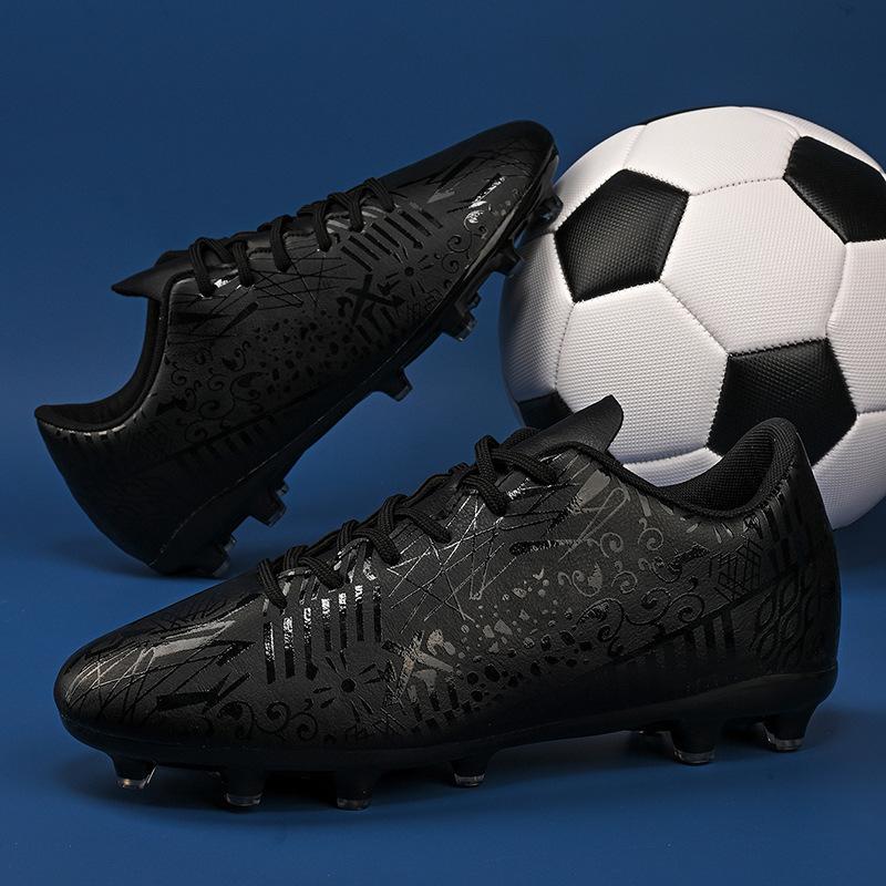 2025 Summer New Long Nails Broken Nails Low-top Football Shoes Student Sports Shoes Competition Training Shoes 35-45 Yards Across
