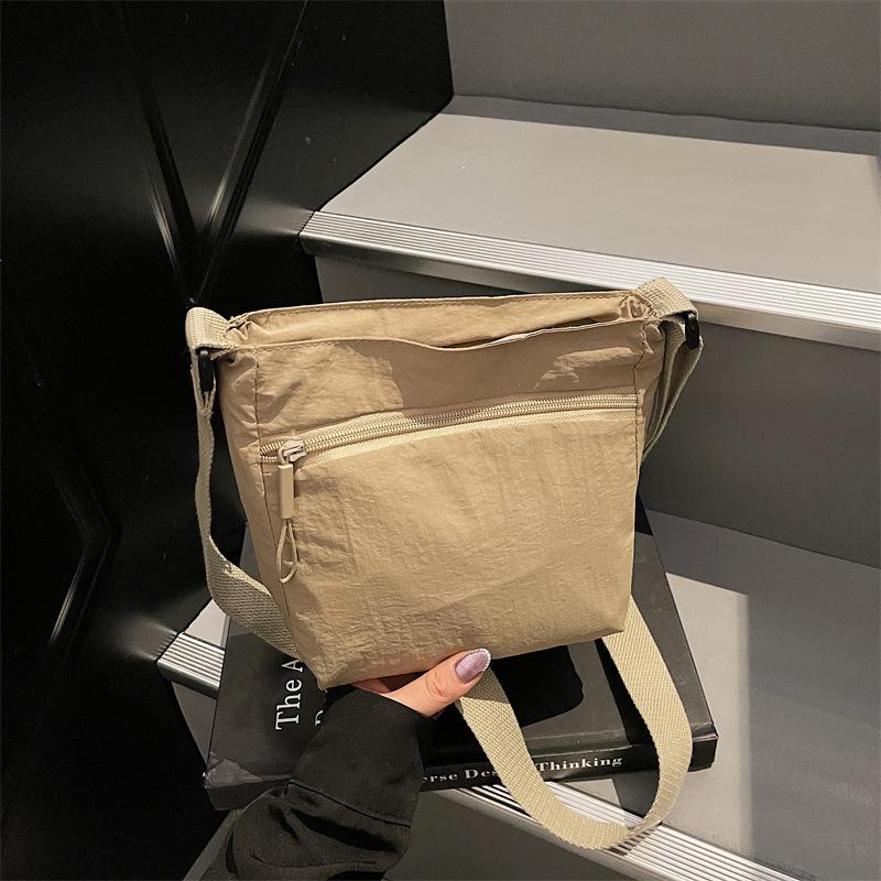 

Portable small bag Canvas bag Lightweight mobile phone bag Fashion backpack Crossbody bag Casual shoulder bag хаки