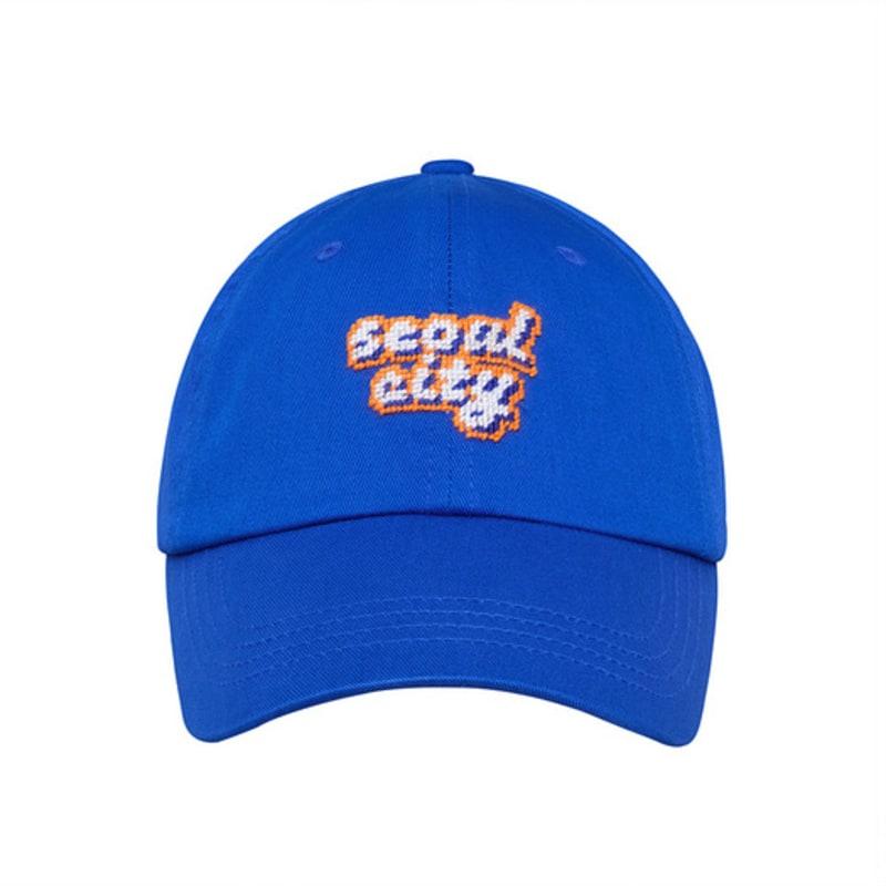 

LOLONG SEOUL CITY NEEDLEPOINT HAT - ROYAL FREE