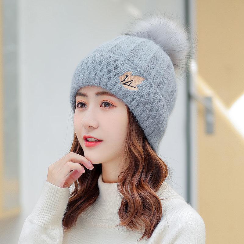 Hat women's winter cold-proof versatile fashion rabbit wool hat fleece thickened warm knitted pullover confinement hat
