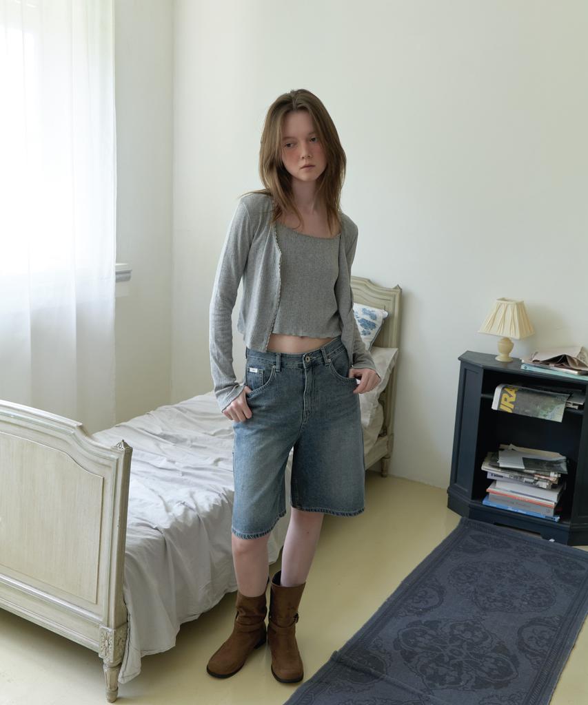 Aente Vintage Washed Half Denim Pants