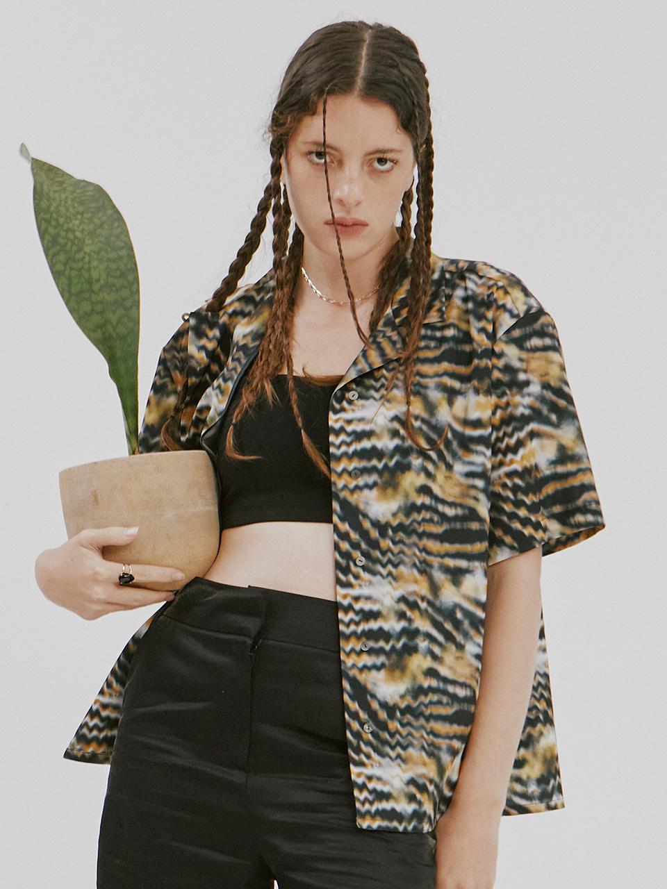 Vegan Tiger Tie-Dye Print Shirt M
