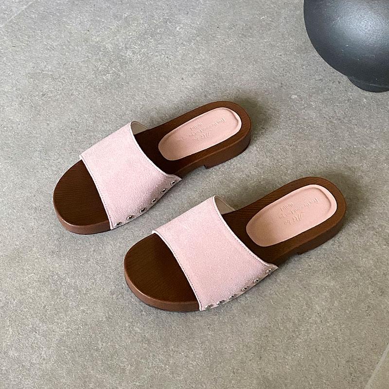 Fashion Luxury Female Slides Flats Ladies Slippers Shoes Summer Beach Round Toe Fashion Metal Rivet Women Flats Slippers Sandals Shoes