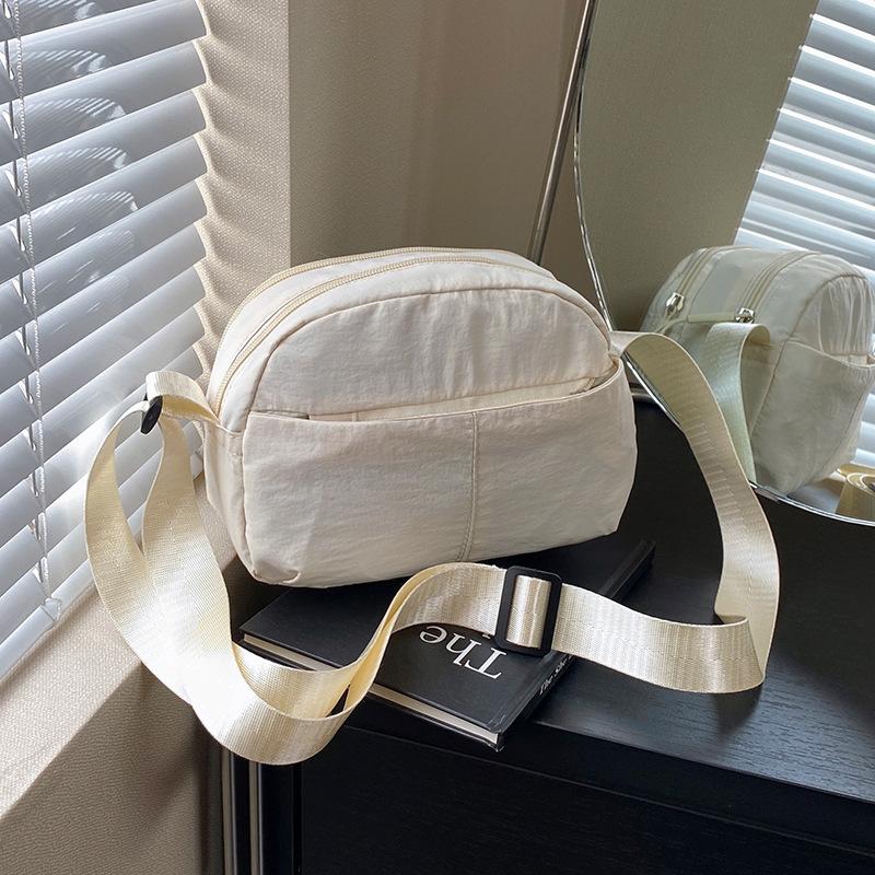 Shoulder bag trendy fashion simple solid color casual messenger bag versatile light literary style small square bag