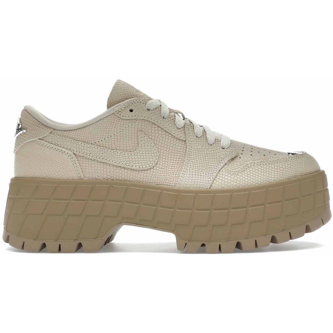 

Sneaker Jordan 1 Low Brooklyn Rattan Desert Camo (Women s)(HF3184-200) 37.5