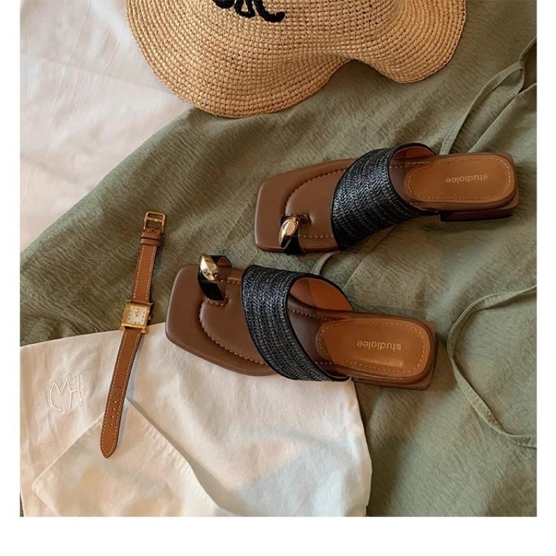Elegant Women's Shoes Square-toed Woven Flip-flops