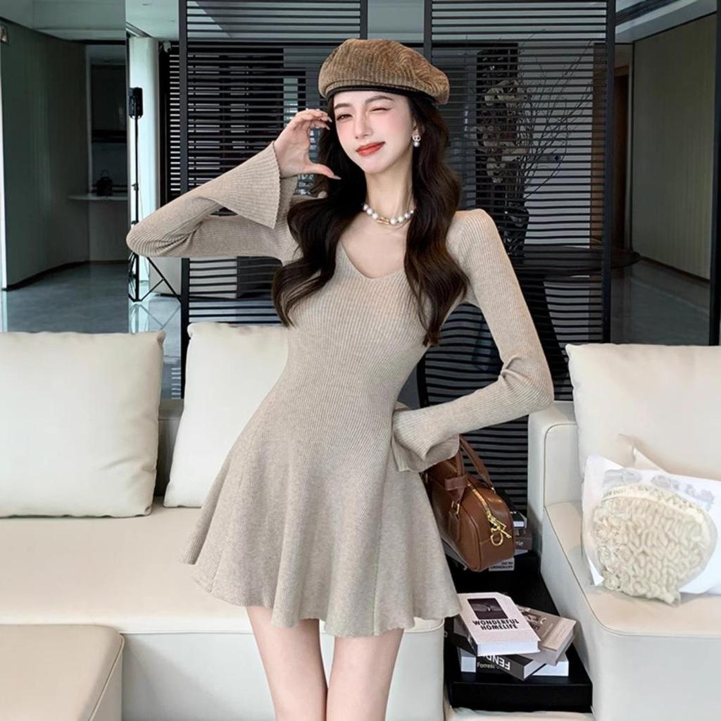2025 Women's Knit Long-Sleeve Hip-Wrap Sweater Dress - Autumn & Winter Collection