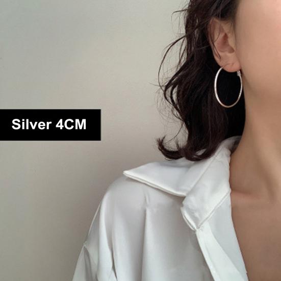 1 пара жіночих сережок-кілець різних полірованих розмірів, однотонні, з гальванічним покриттям