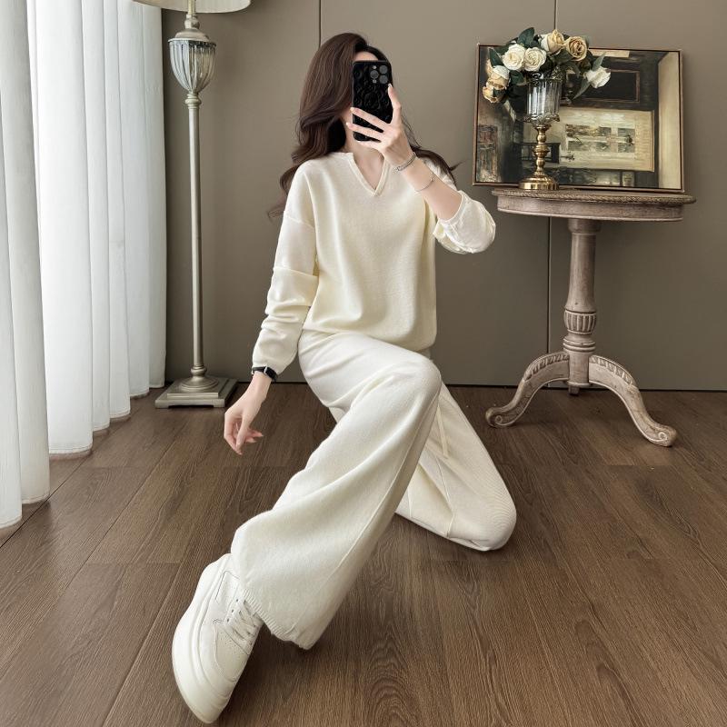 Women's V-Neck Knit Set - Autumn Fashion, Solid Color Two-Piece Trousers and Top