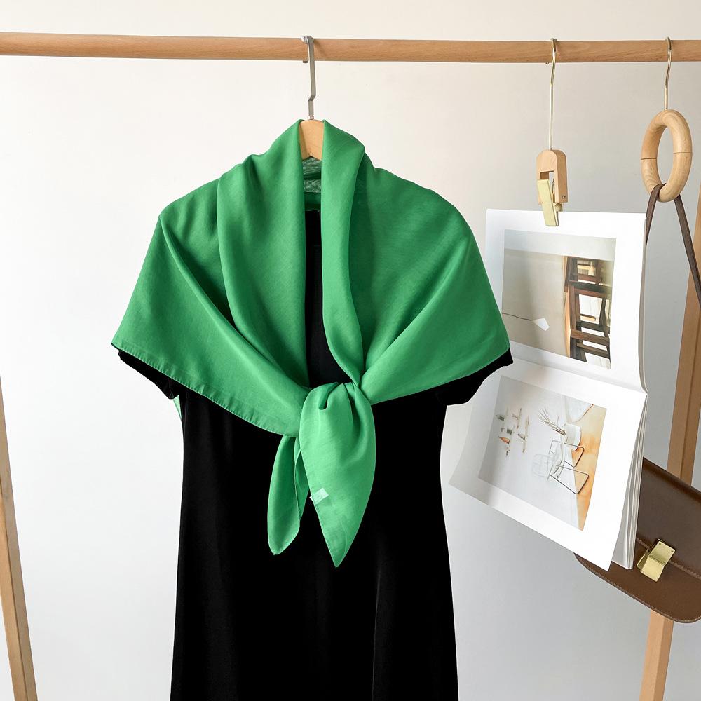 Einfarbiger türkischer Gaze großer quadratischer Schal Frühling Seidenschal Damen Muslimischer Hijab Schal