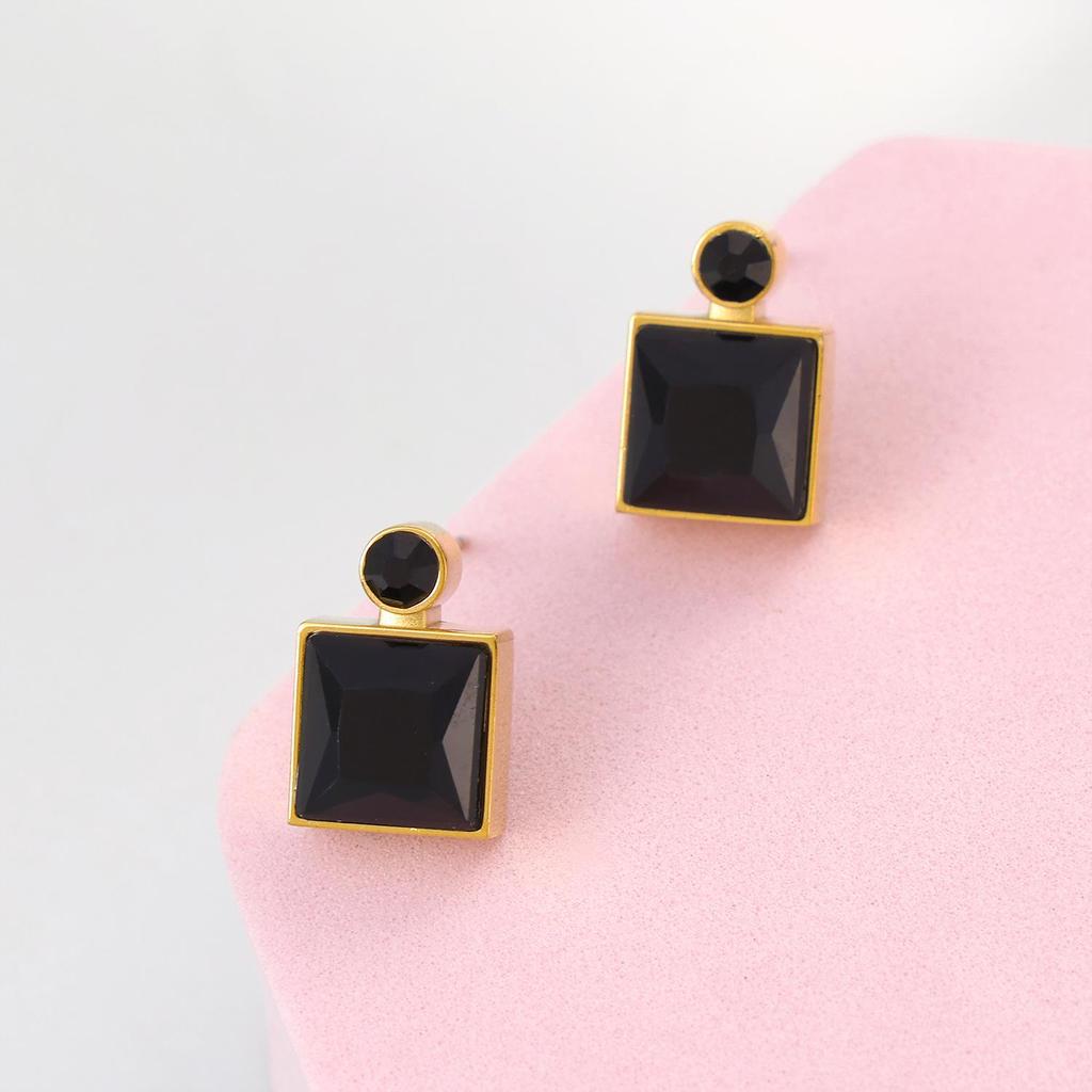 Elegant Square Perfume Bottle Necklace & Exquisite Earrings Set - Niche Design, Fashion-Forward, Unique Personality Jewelry