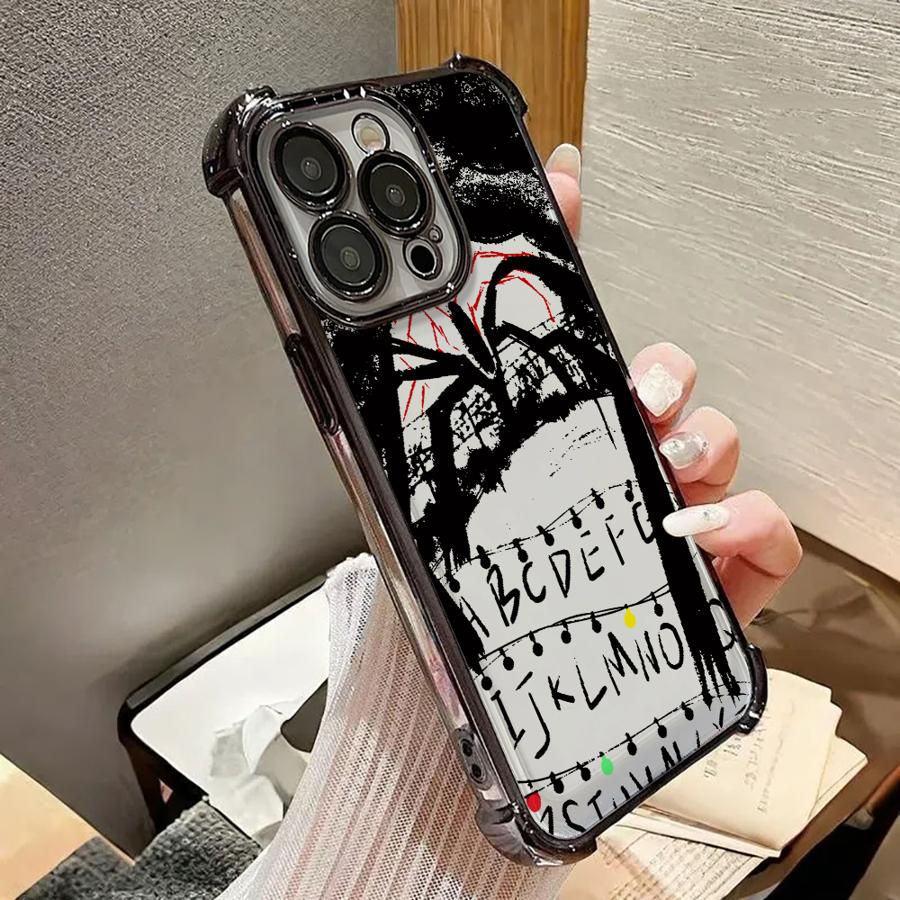 

Странные Вещи Буквы А-Я Чехол для Телефона Funda Case для Apple iPhone 17 Pro Max 16 17 Air 14 11 XS XR 15 12 Plus 13 iPhone 11 Pro Max