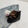 Simple and lightweight casual nylon bag cross-border new commuting fashion large-capacity shoulder bag small square bag messenger bag