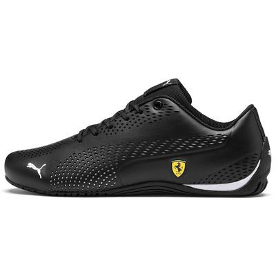 Încălțăminte pentru bărbați – Adidaşi