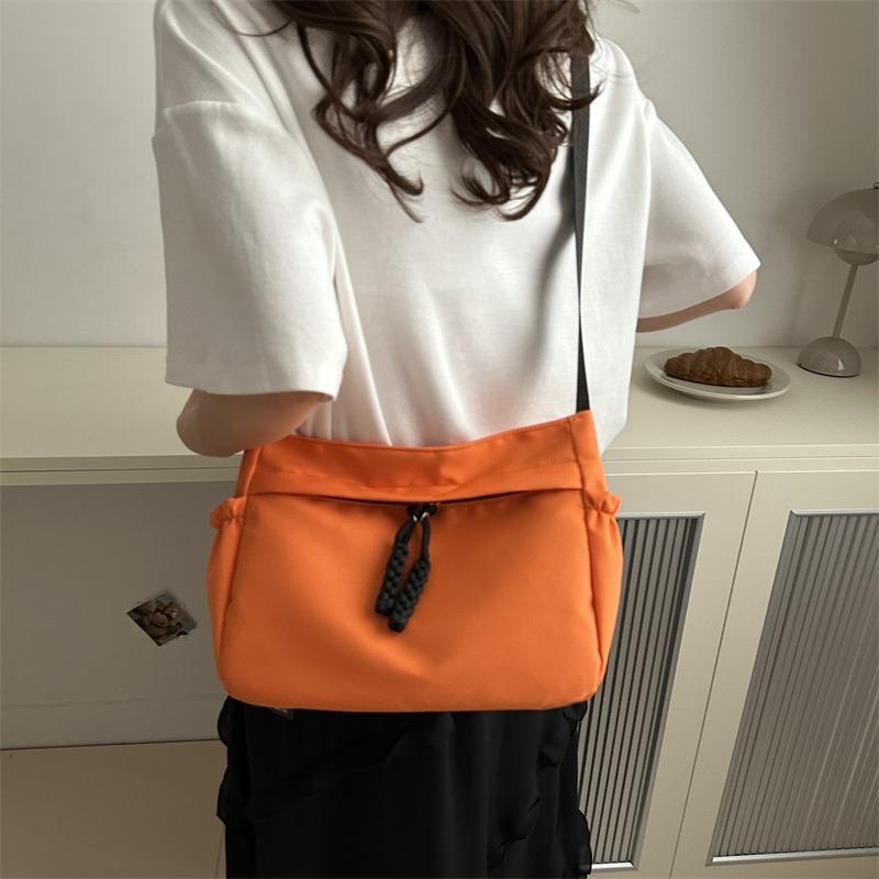 Fashion Commuter Large Capacity Shoulder Messenger Bag Women's Summer New Casual Tote Bag Underarm Bag