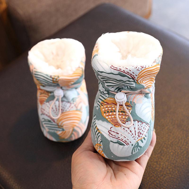 

Теплые детские зимние ботинки для малышей, мягкие и удобные носки для младенцев, противоскользящая обувь для новорожденных девочек и мальчиков 9-12M (13cm)