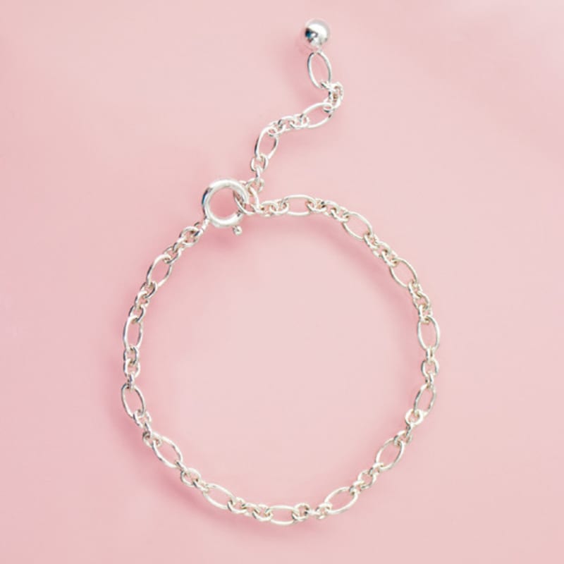 metamic Q Chain Bracelet