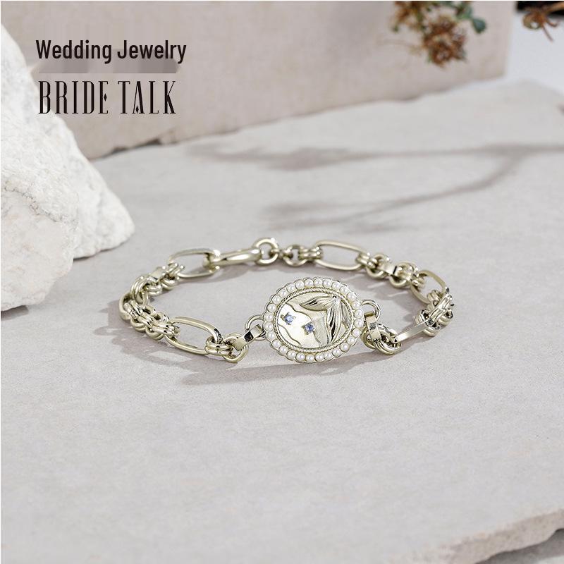 Poseidon Mermaid Fishtail Pearl Bracelet - Gold-Plated Elegant Women's Jewelry