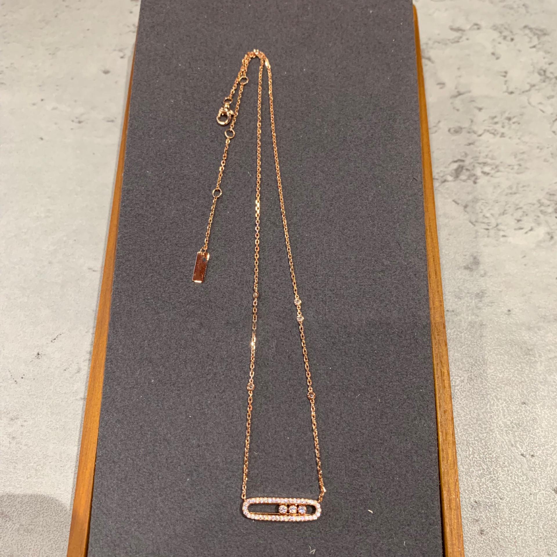 

Ожерелье-скрепка из позолоченного серебра S925 с бриллиантами в европейском стиле и тремя подвижными бусинами 925 sterling silver