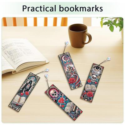 4 szt. Halloweenowe DIY Malowanie Diamentami Zakładka z Zawieszkami Zakładka Artystyczna z Diamentami dla Czytelników Dekoracja Domowego Biura Książek i Pomysł na Prezent