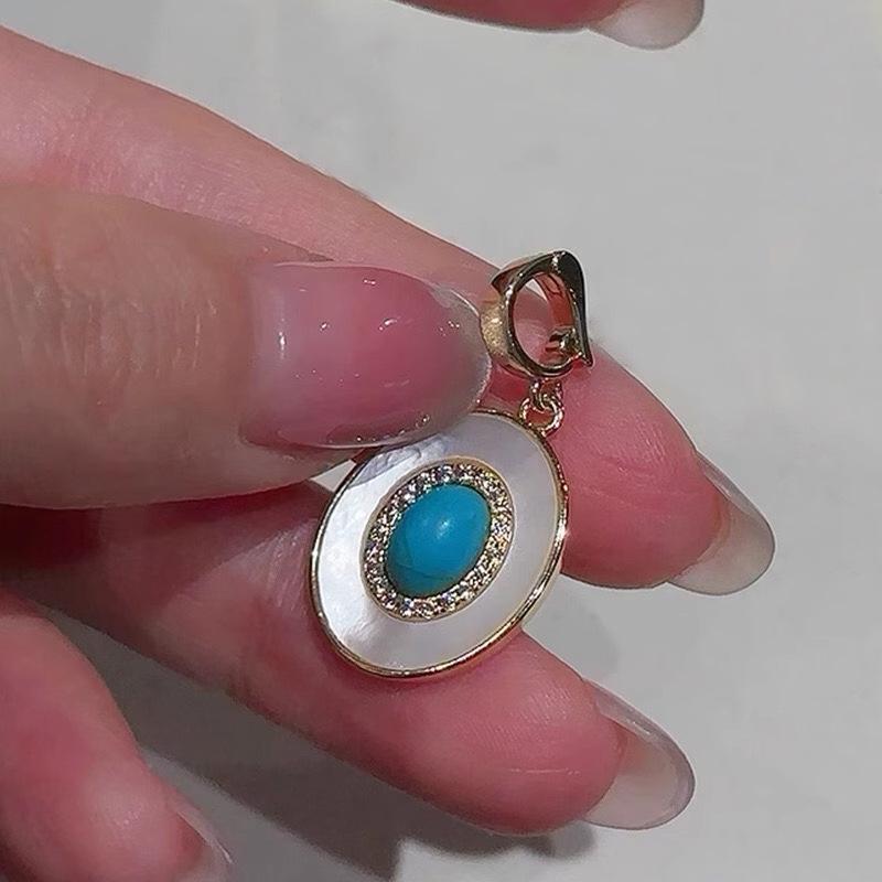 2025 Summer High-End Turquoise Pearl Clavicle Necklace for Women: Layered and Elegant