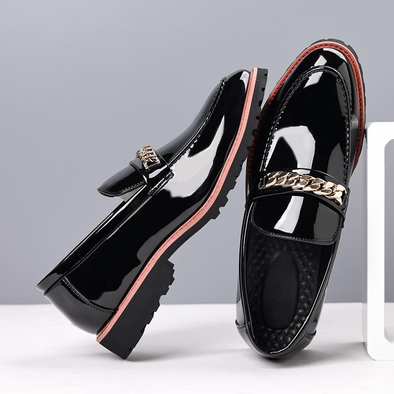 Big Size New Shoes for Men Patent Leather Dress Shoes Fashion Pointed Toe Thick-soled Business Casual Shoes